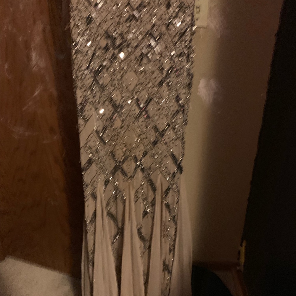 Prom dress - Picture 4 of 4